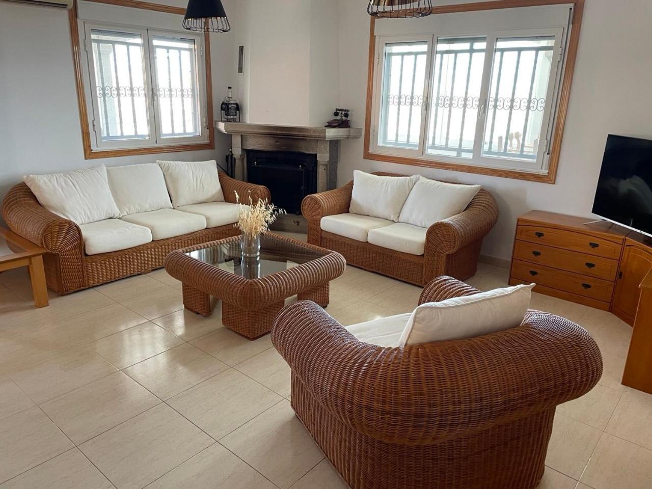 Apartamentos Oasis De Calma ลอสอัลกาซาเรส ภายนอก รูปภาพ