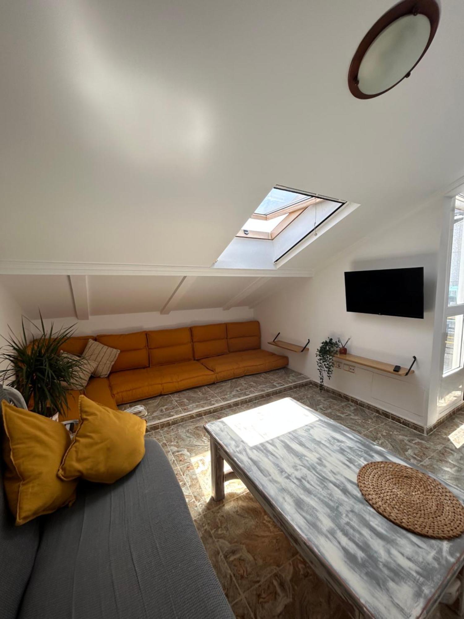 Apartamentos Oasis De Calma ลอสอัลกาซาเรส ภายนอก รูปภาพ